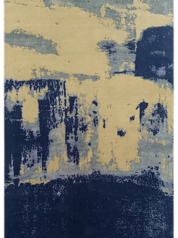 Hand knotted carpet